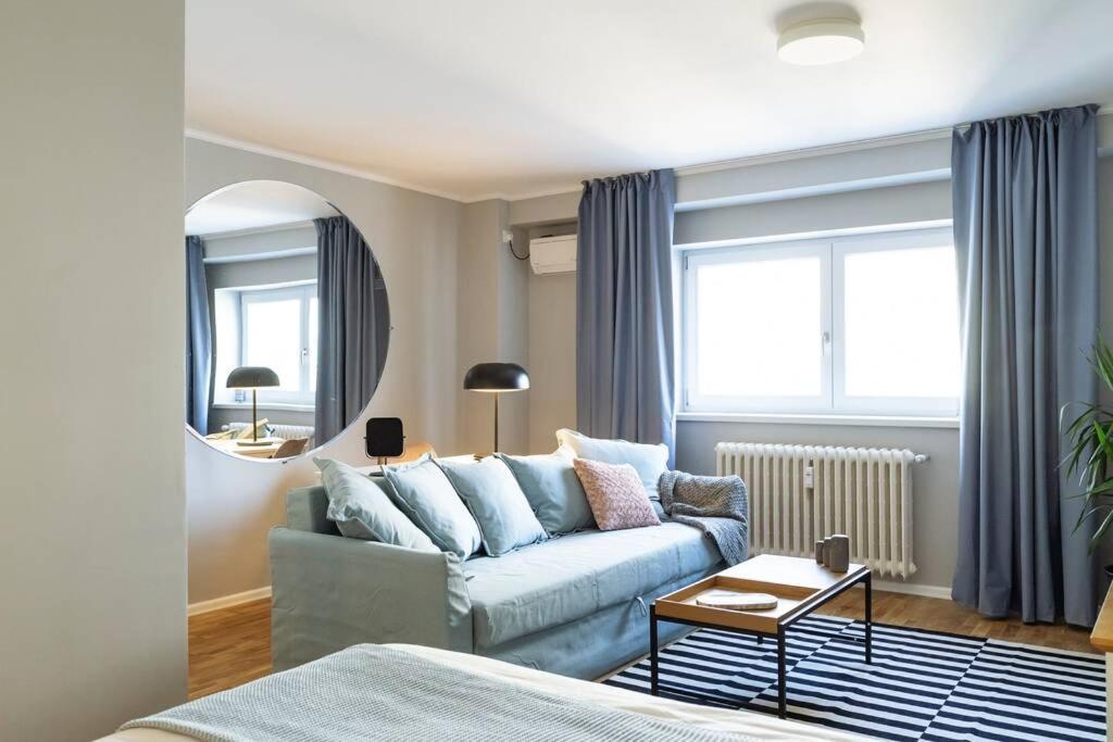 Good Vibes Central Apartment Бухарест Екстер'єр фото