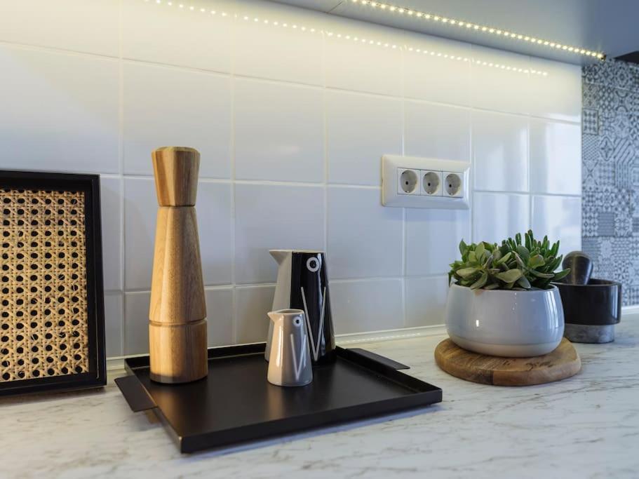 Good Vibes Central Apartment Бухарест Екстер'єр фото